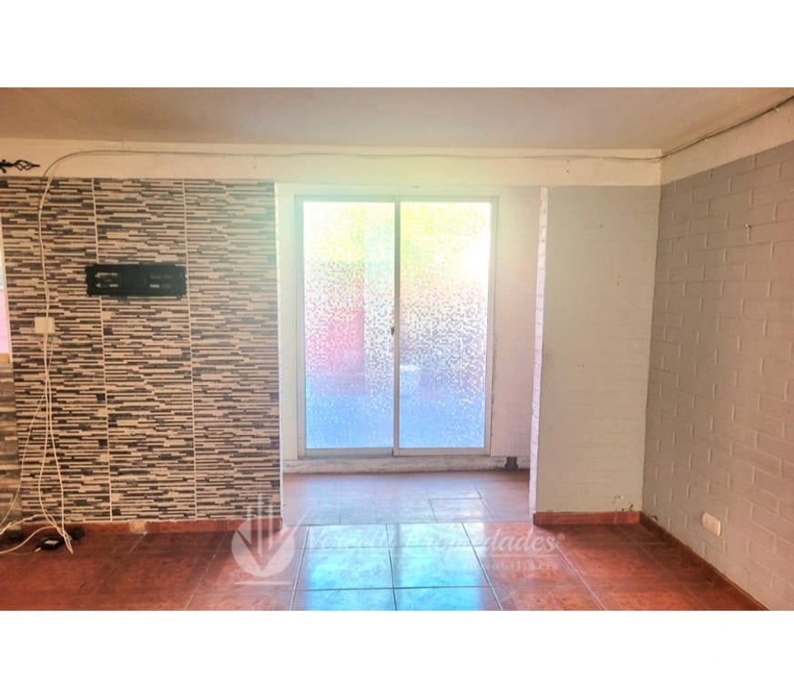 Bienes Raices Cordillera Puente Alto - Fotos de ¡Se VENDE Amplia Casa en Conjunto habitacional Privado!
