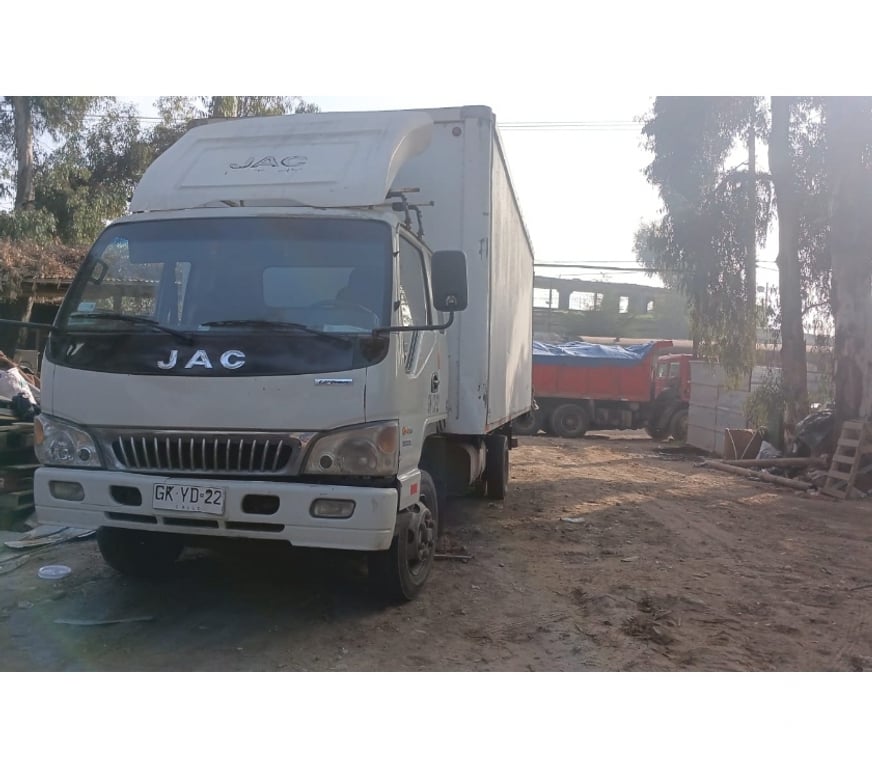 Fletes y Mudanzas - Transportes Chacabuco Colina - Fotos de arriendo retroexcavadora chicureo .escombros. +57973677079