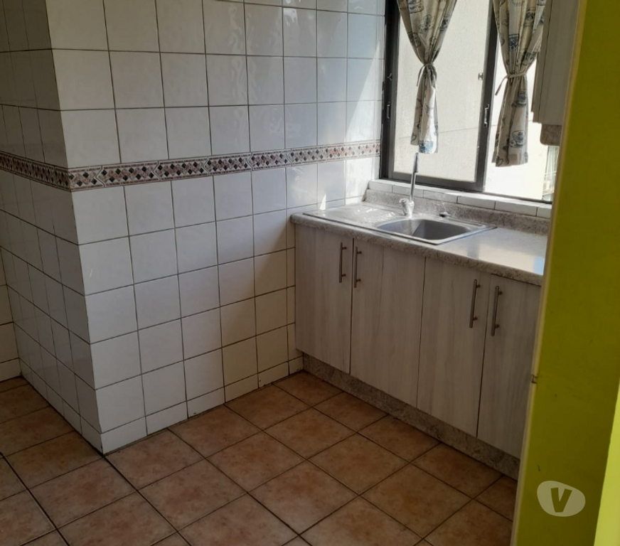 Arriendos Santiago Santiago - Fotos de $ 350.000 ARRIENDO depto 2 dorm. Metro Toesca.