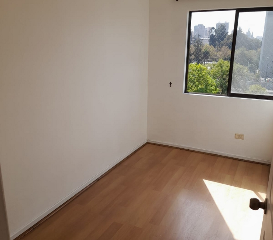 Arriendos Santiago Santiago - Fotos de $ 350.000 ARRIENDO depto 2 dorm. Metro Toesca.