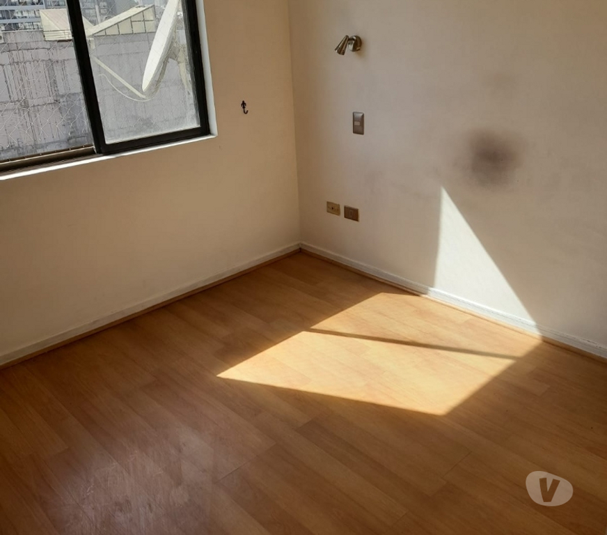 Arriendos Santiago Santiago - Fotos de $ 350.000 ARRIENDO depto 2 dorm. Metro Toesca.