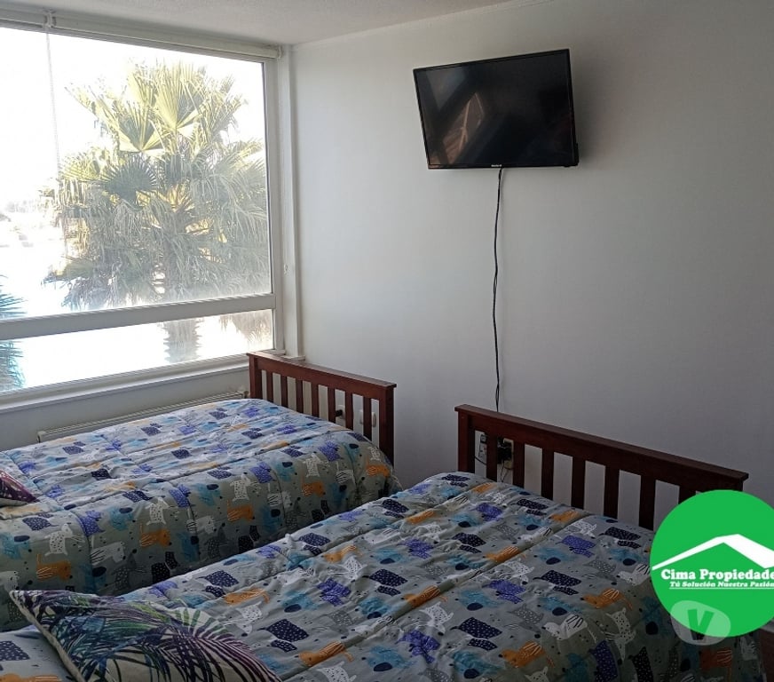 Bienes Raices Concepción San Pedro de la Paz - Fotos de Gran Equipamiento, Laguna, canchas futbol, tenis