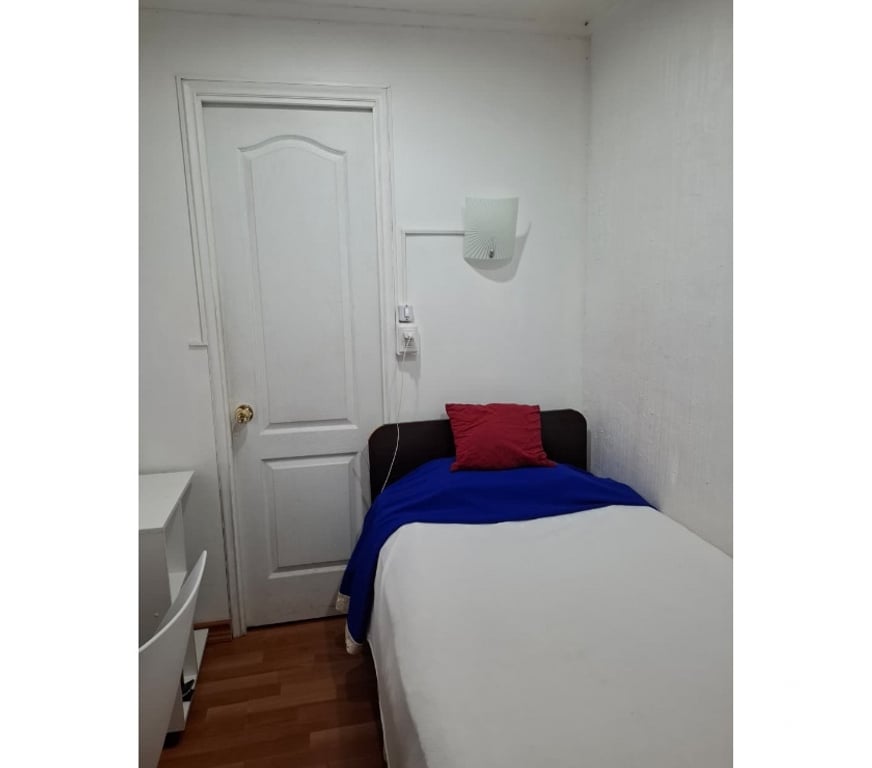 Arriendo de piezas Santiago Las Condes - Fotos de Arriendo de piezas metro Los Domínicos solo damas