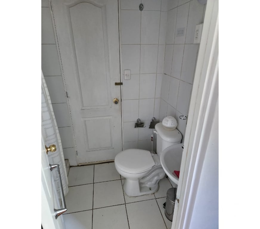 Arriendo de piezas Santiago Las Condes - Fotos de Arriendo de piezas metro Los Domínicos solo damas