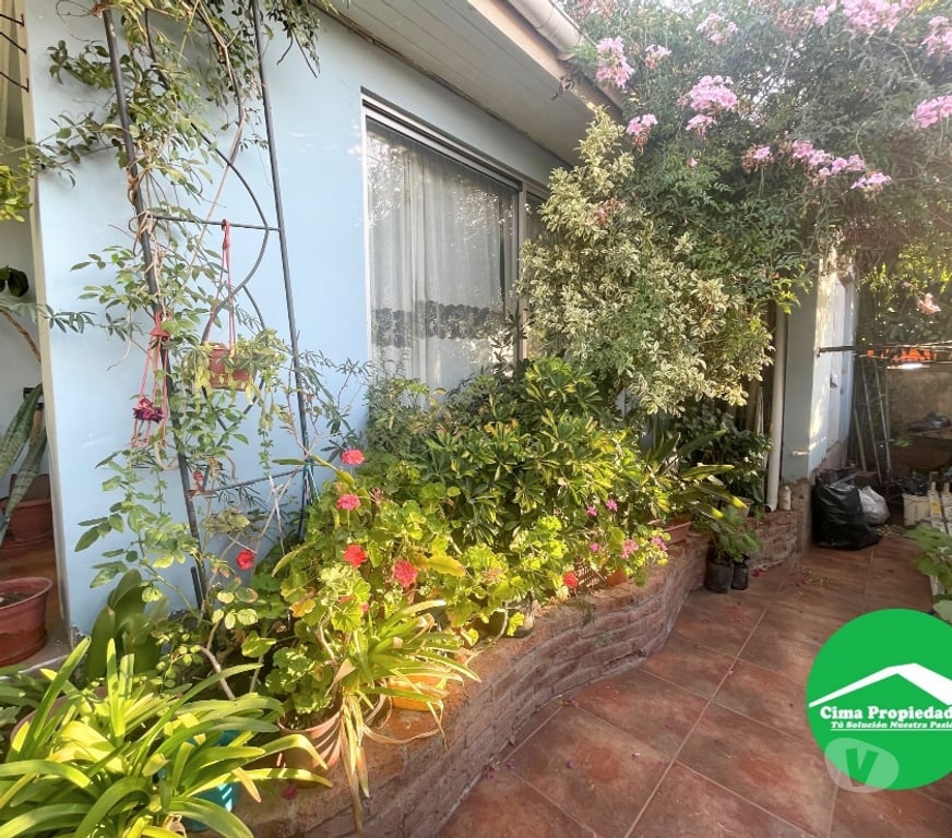 Bienes Raices Santiago La Reina - Fotos de ¡CON BONO PIE y PIE EN CUOTAS! Casa Esquina Villa La Reina