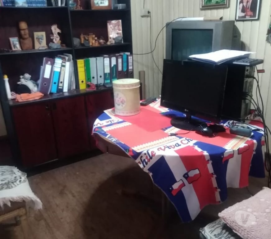 Bienes Raices Santiago La Florida - Fotos de Casa con buenos accesos de colegio, comerciales y de salud