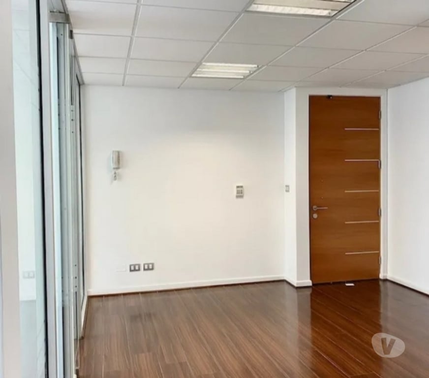 Arriendo oficinas Santiago Las Condes - Fotos de Oficina Vendo 2 privados Nueva Las Condes