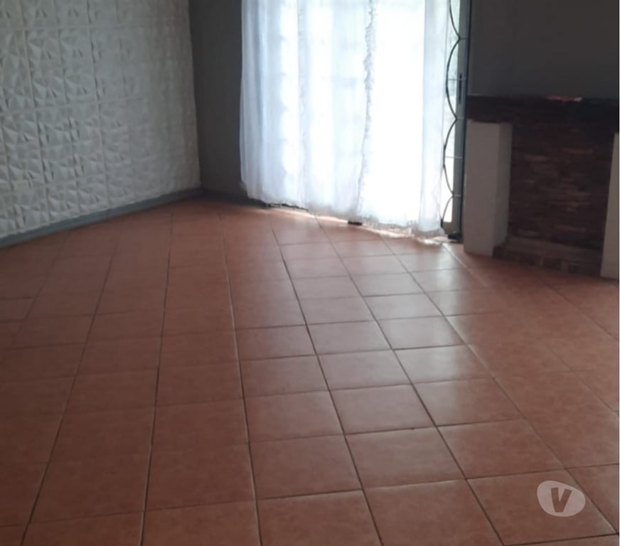 Bienes Raices Santiago Lo Prado - Fotos de Casa 4D 2B – cercana Metro Las Rejas – venta dueño