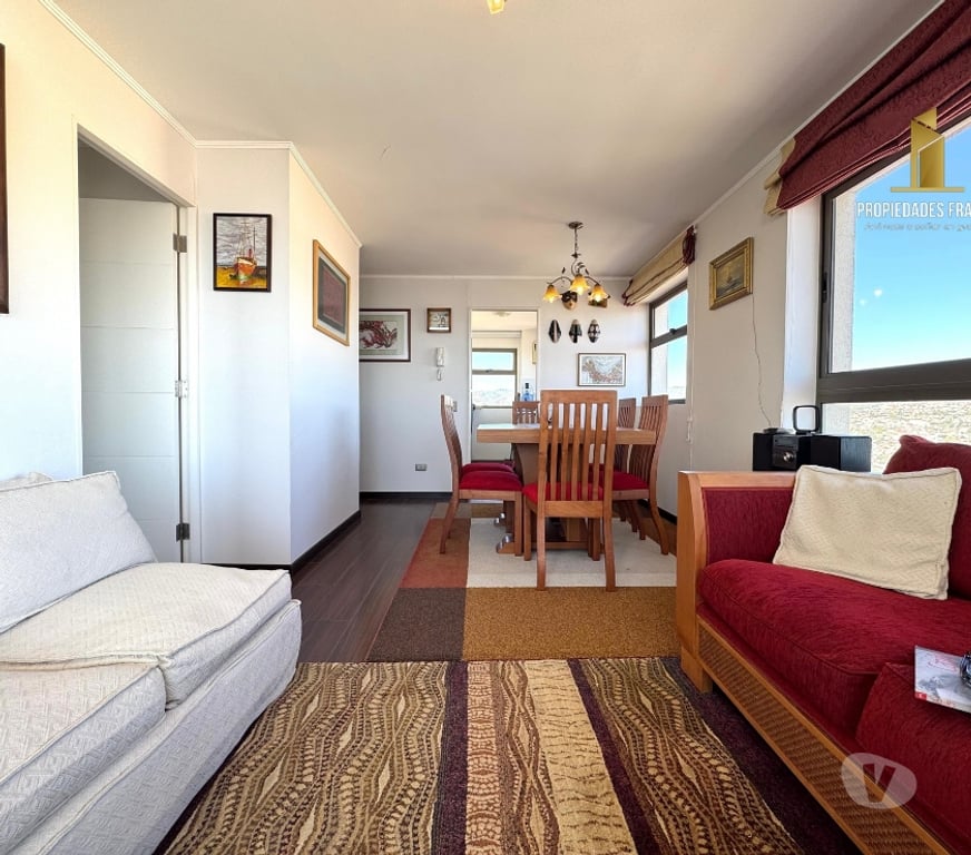 Bienes Raices Valparaíso Valparaíso - Fotos de VALPARAISO VENDE DEPARTAMENTO 3D 2B SOLEADO VISTA AL MAR