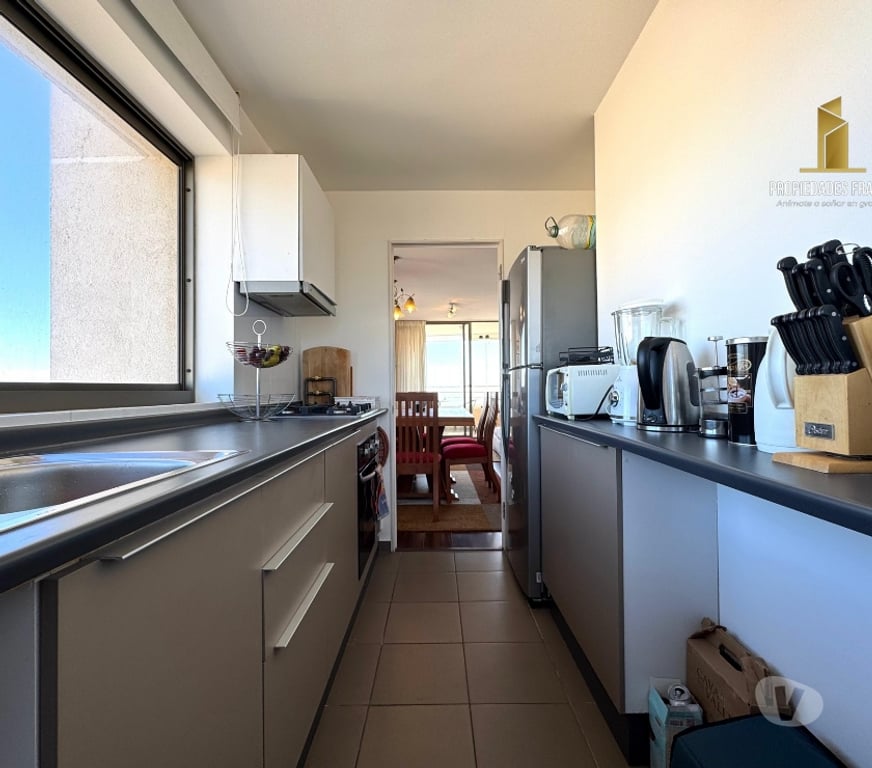 Bienes Raices Valparaíso Valparaíso - Fotos de VALPARAISO VENDE DEPARTAMENTO 3D 2B SOLEADO VISTA AL MAR