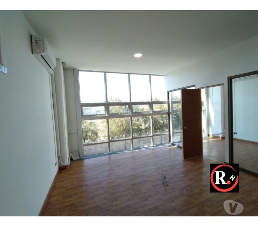 Arriendo bodegas Santiago Renca - Fotos de Arriendo Bodega 3 Niveles con Jaulas de Seguridad en Renca