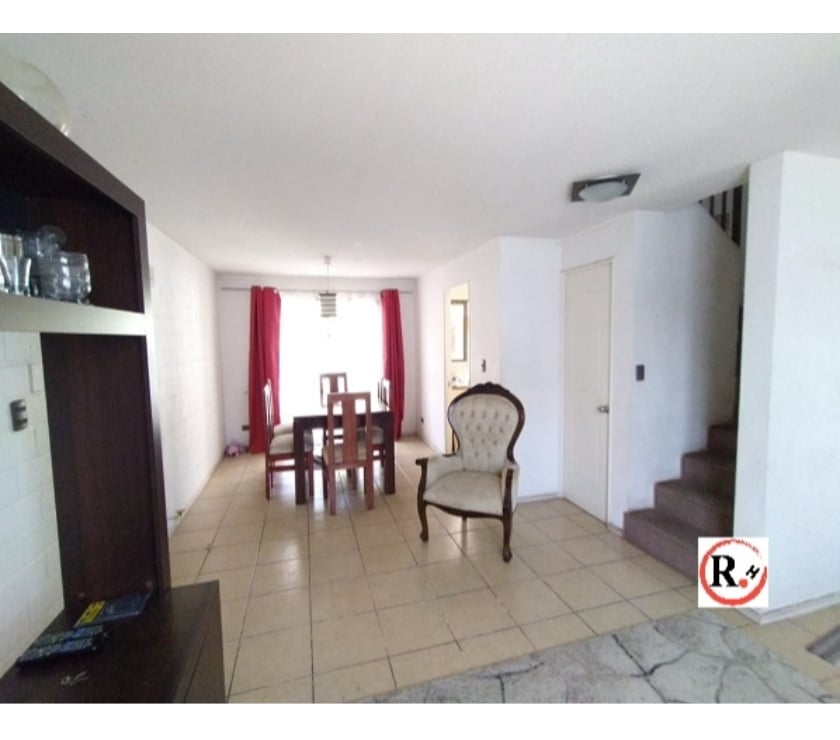 Vende casa 2 pisos 3 dormitorios el Abrazo Maipú