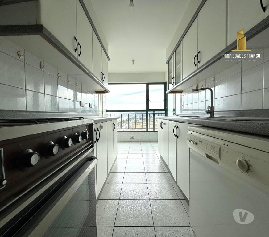 Bienes Raices Valparaíso Viña del Mar - Fotos de VIÑA VENTA DEPARTAMENTO 4D 3B 2E REMODELADO FRENTE AL MAR
