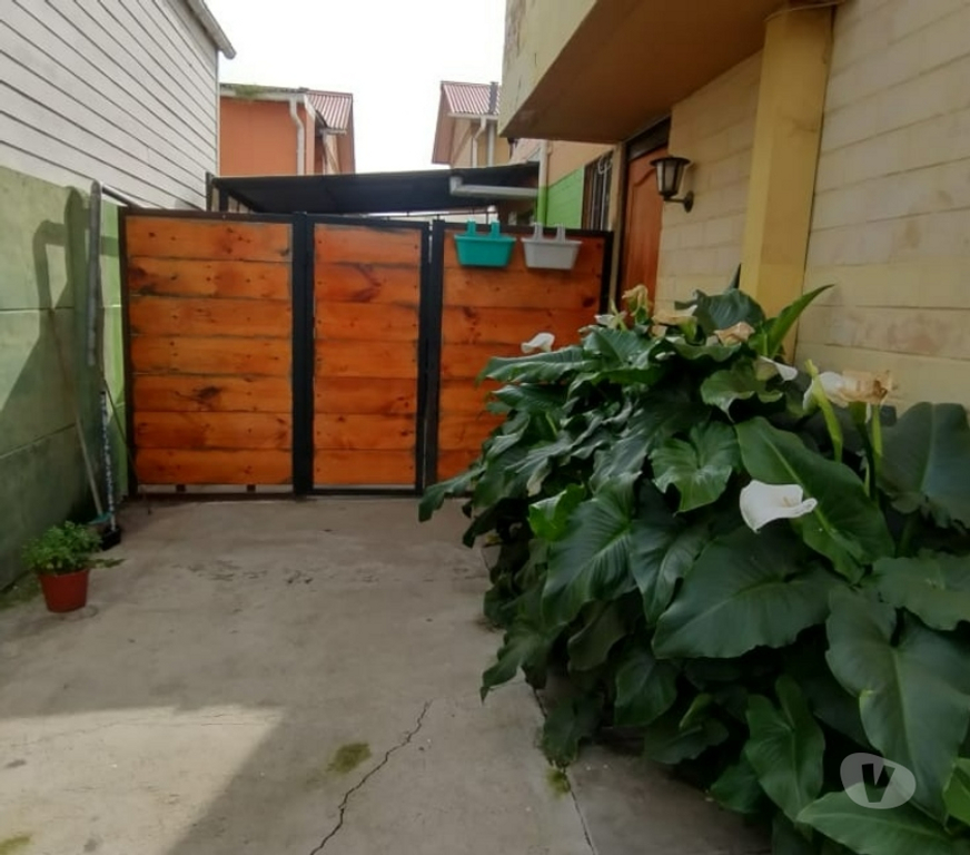 Bienes Raices Valparaíso Quilpué - Fotos de 2 pisos-semipareada-Los Pinos-Quilpué