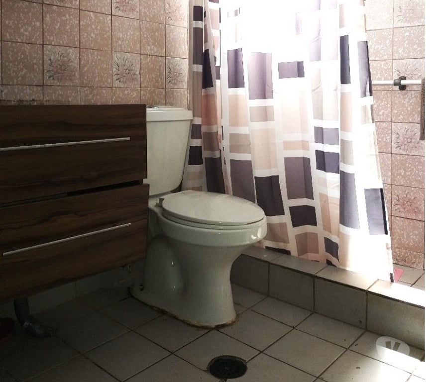 Bienes Raices Valparaíso Quilpué - Fotos de CASA DE UN PISO SOLIDA PAREO SIMPLE PARADERO 12