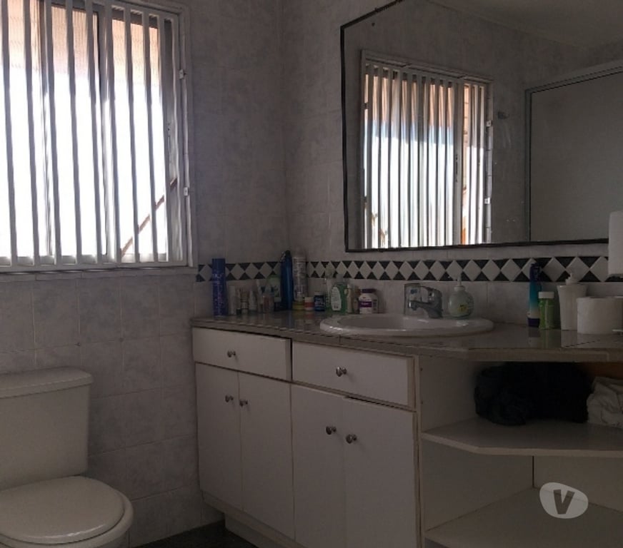 Bienes Raices Valparaíso Viña del Mar - Fotos de CASA TRES PISOS SECTOR NUEVA AURORA