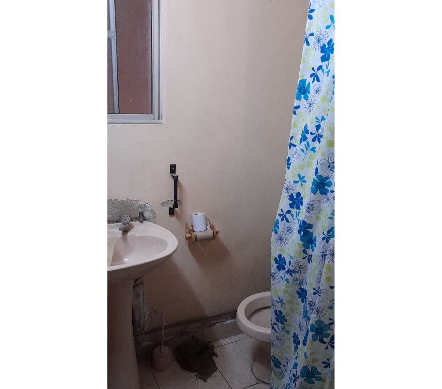 Bienes Raices Valparaíso Viña del Mar - Fotos de CASA DE DOS PISOS PAREO CONTINUO VIÑA DEL MAR