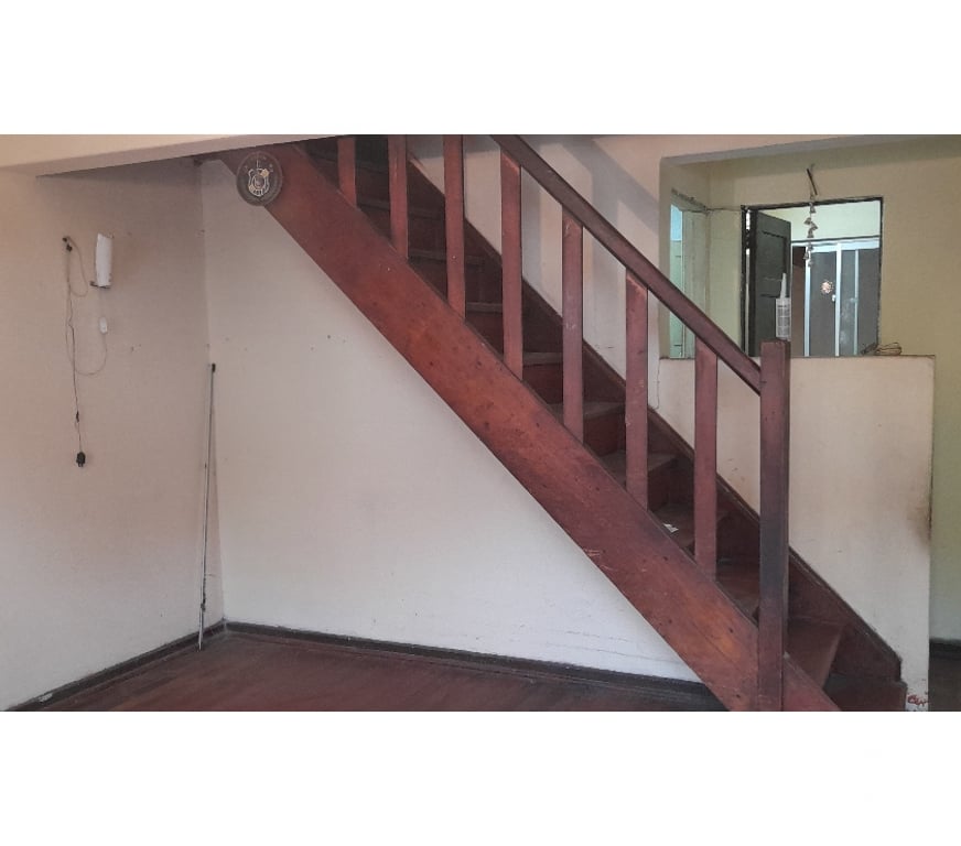 Bienes Raices Valparaíso Viña del Mar - Fotos de CASA DE DOS PISOS PAREO CONTINUO VIÑA DEL MAR