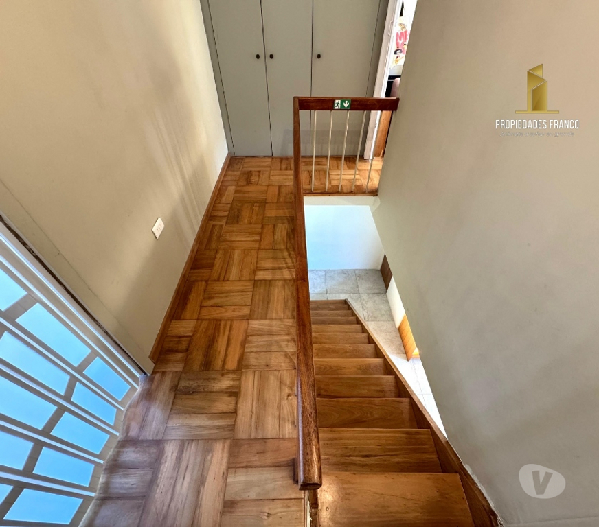 Bienes Raices Valparaíso Viña del Mar - Fotos de VIÑA VENDE IMPECABLE CASA 3D 1B REMODELADA SANTA INES