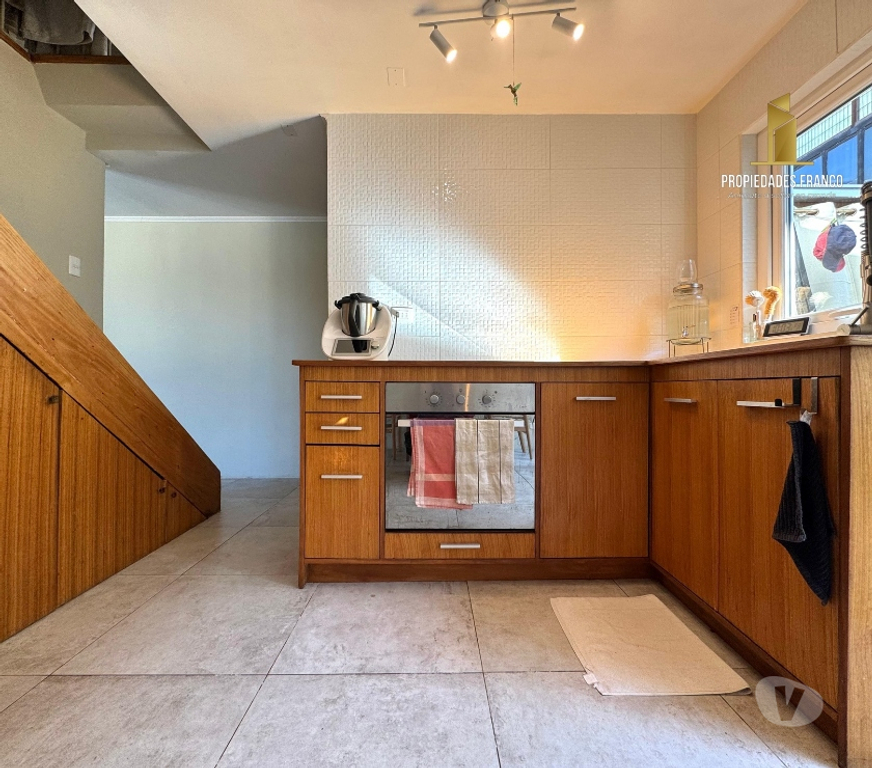 Bienes Raices Valparaíso Viña del Mar - Fotos de VIÑA VENDE IMPECABLE CASA 3D 1B REMODELADA SANTA INES