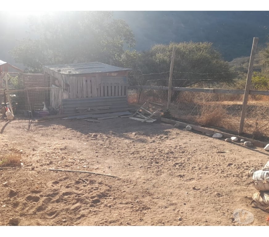 Parcelas en Venta Quillota Olmué - Fotos de AMPLIO TERRENO CON PROPIEDAD EN OLMUE