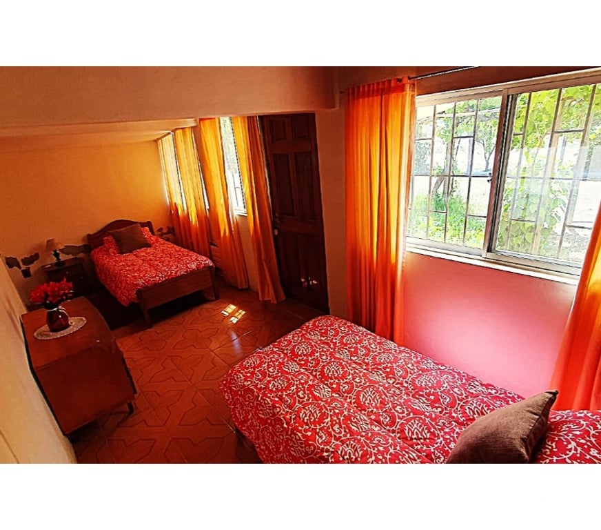 Arriendos Quillota Olmué - Fotos de ARRIENDO AMPLIA CASA CENTRICA OLMUE