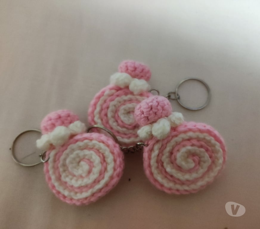 Varios Santiago Cerrillos - Fotos de Llavero crochet brazo de reina 3000 pesos c u