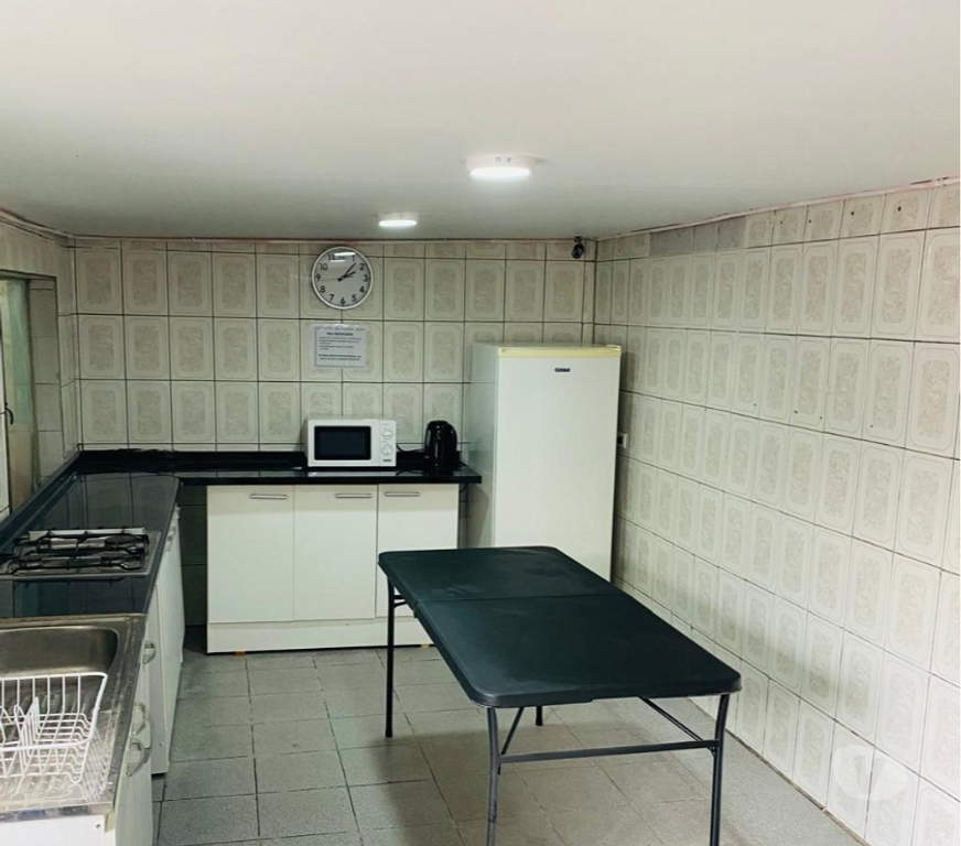 Arriendo de piezas Santiago Lo Espejo - Fotos de Se Arrienda Pieza Semiamoblada para hombre solo en Lo Espejo
