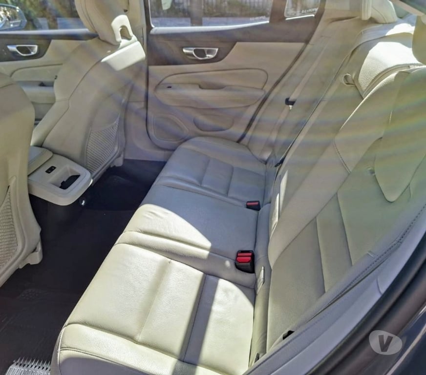 Autos usados Santiago Las Condes - Fotos de Vendo Volvo S60 II B4 MOMENTUM 2.0, Sedan