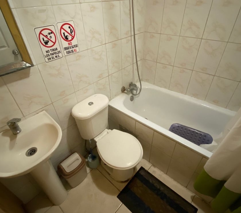 Arriendo de piezas Santiago Quinta Normal - Fotos de Dormitorio Individual Baño Privado