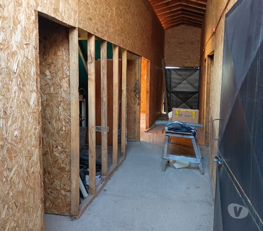 Bienes Raices Cautín Padre Las Casa - Fotos de Hermosa parcela con casa y piscina, galpón y bodegas
