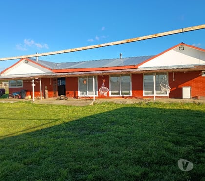 Casas en venta Padre Las Casa Cautín - Fotos de Hermosa parcela con casa y piscina, galpón y bodegas