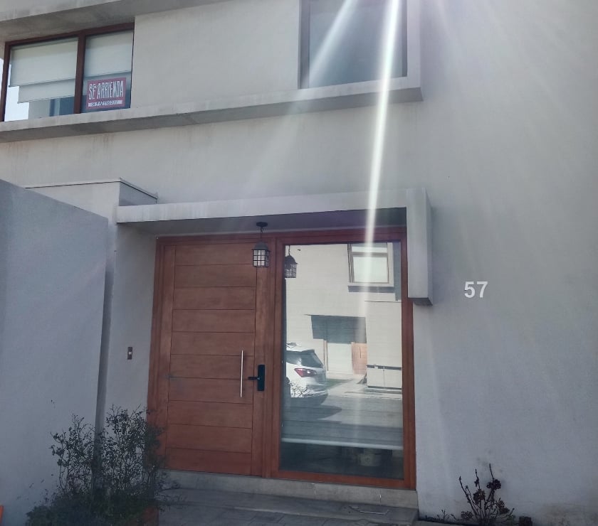 Arriendo casa Chicureo