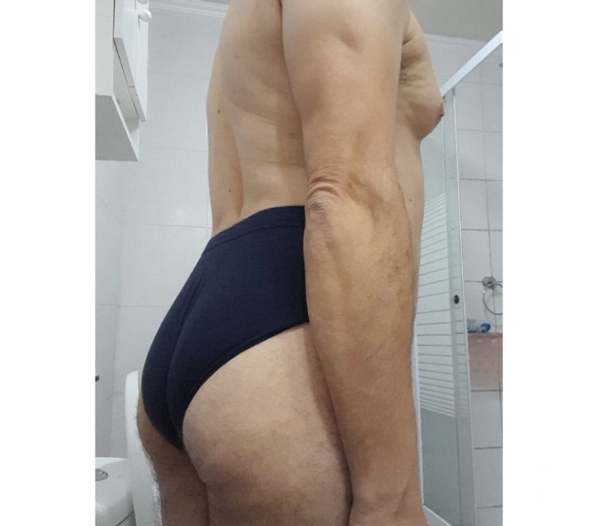 Hombre >> Hombre Santiago La Cisterna - Fotos de BUSCO AMISTAD SERIA CON HOMBRE MORENO DE PIEL Y SOLO