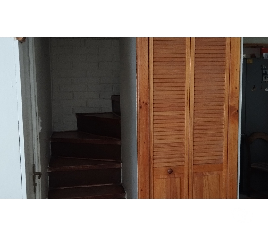 Bienes Raices Valparaíso Villa Alemana - Fotos de CASA PAREADA DOS PISOS POBLACION PUYARAL VILLA ALEMANA