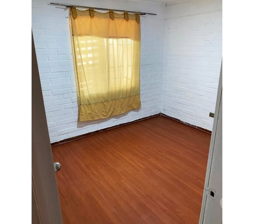 Bienes Raices Valparaíso Villa Alemana - Fotos de CASA DE DOS PISOS CERCANA AL CENTRO VILLA ALEMANA