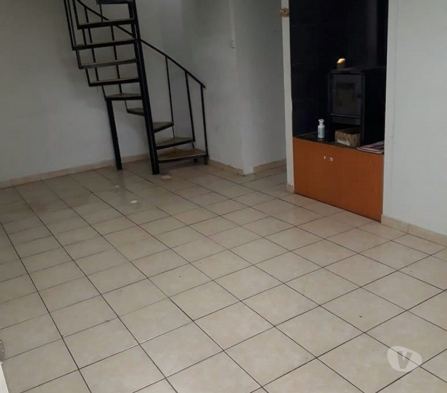Bienes Raices Valparaíso Villa Alemana - Fotos de CASA DE DOS PISOS CERCANA AL CENTRO VILLA ALEMANA