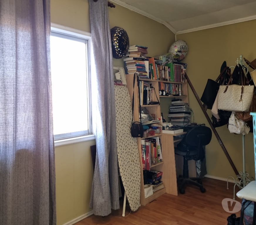 Bienes Raices Valparaíso Quilpué - Fotos de CASA DE DOS PISOS, A PASOS DE AVENIDA PR