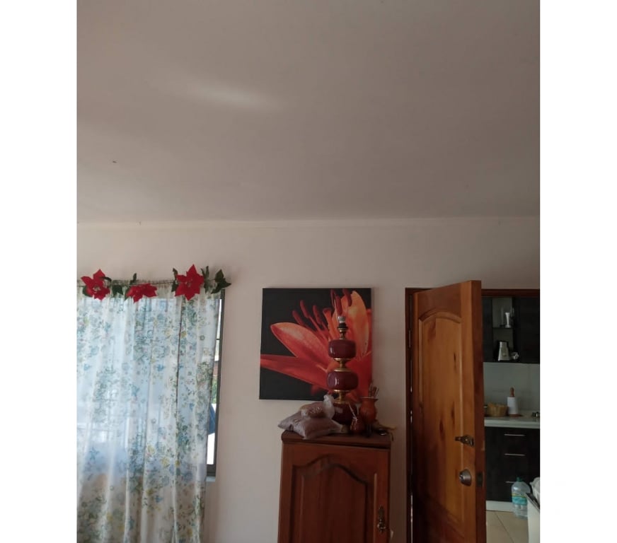 Bienes Raices Valparaíso Quilpué - Fotos de CASA CON GRAN TERRENO, EXCELENTE UBICACIÓN QUILPUE