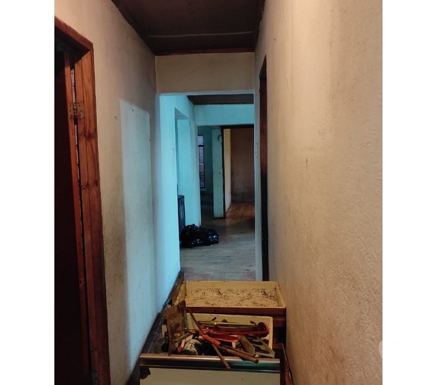 Bienes Raices Valparaíso Quilpué - Fotos de CASA AMPLIO TERRENO PARA REMODELAR