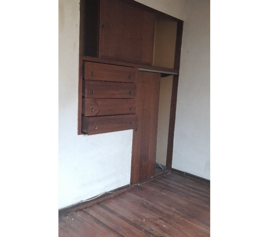 Bienes Raices Valparaíso Viña del Mar - Fotos de CASA DE DOS PISOS PAREO CONTINUO VIÑA DEL MAR