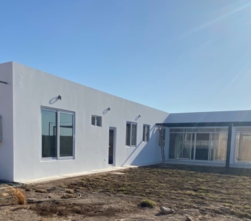 Arriendo Casa Nueva en Condominio Alto Ramírez Arica