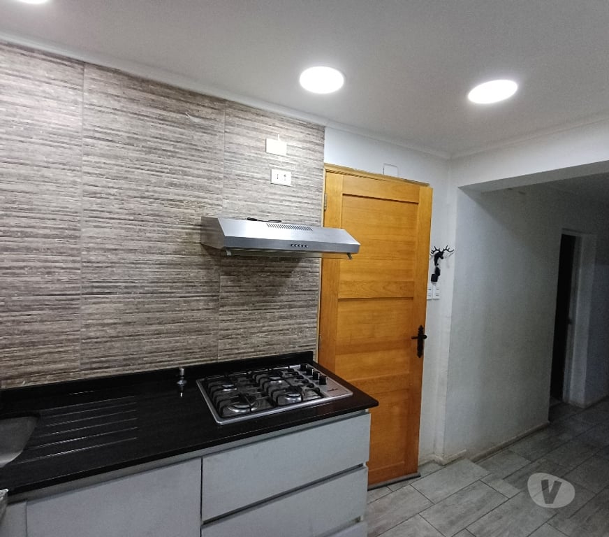 Bienes Raices Santiago El Bosque - Fotos de Casa esquina, 15 habitaciones