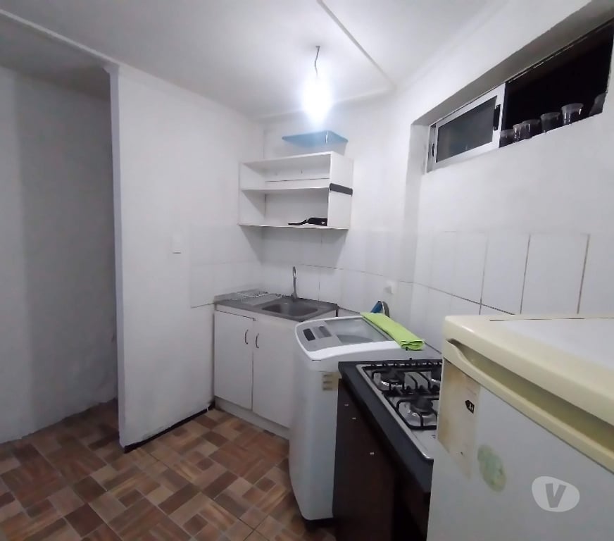 Bienes Raices Santiago El Bosque - Fotos de Casa esquina, 15 habitaciones