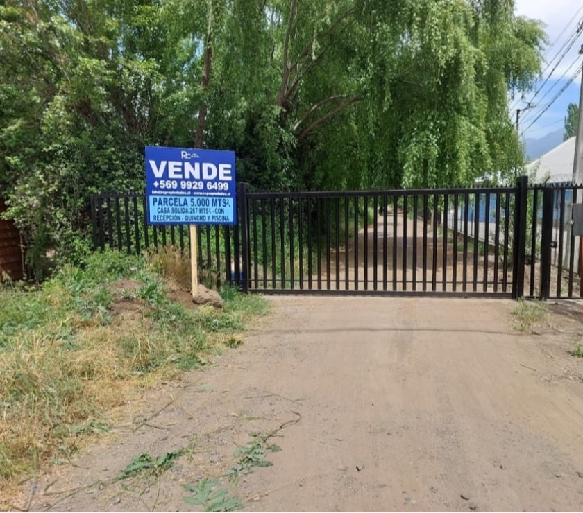 Terrenos en Venta Paine Maipo - Fotos de Parcela con casa, piscina, quincho.