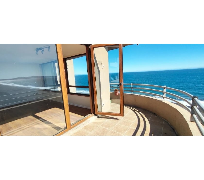 Maravilloso Departamento De 3 Pisos Con Vista Al Mar