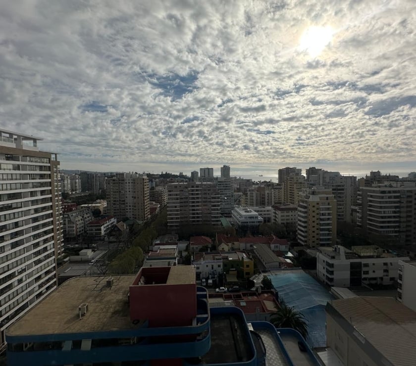 VENDO DEPARTAMENTO VISTA AL MAR SECTOR PONIENTE VIÑA